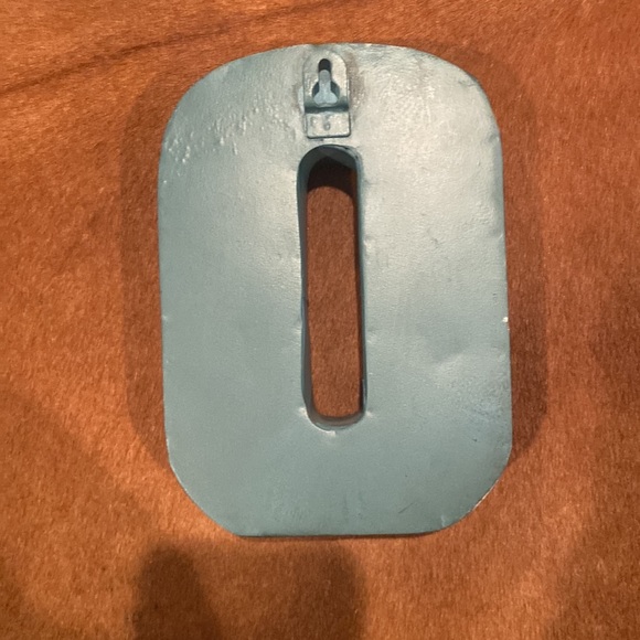 Turquoise “O” Wall Art - Picture 2 of 2